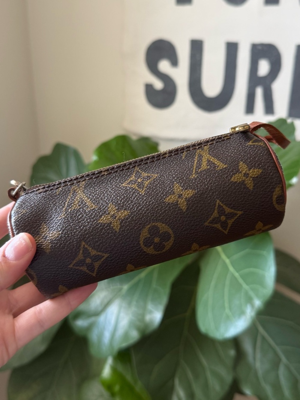 Louis Vuitton Mini Papillon - Picture 5 of 9